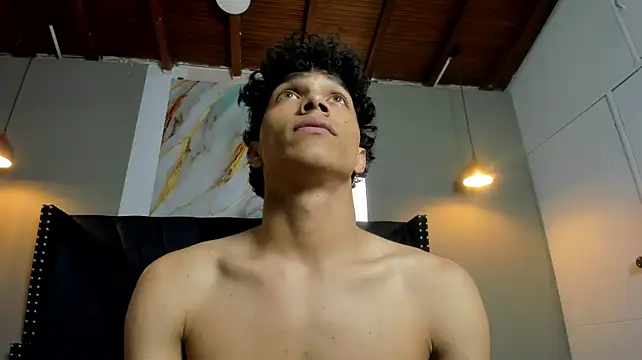 ArezVozz stripchat live cam model