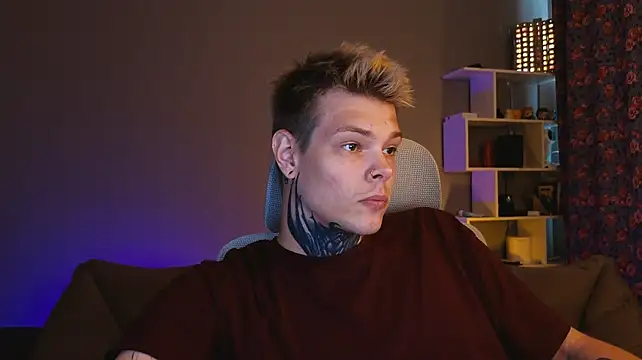 DENIS_HERE stripchat live cam model