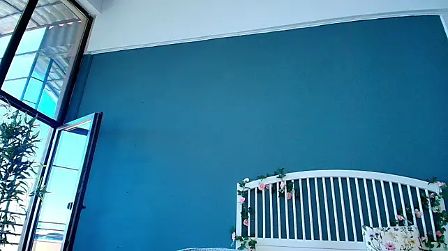 AlicePirs stripchat live cam model