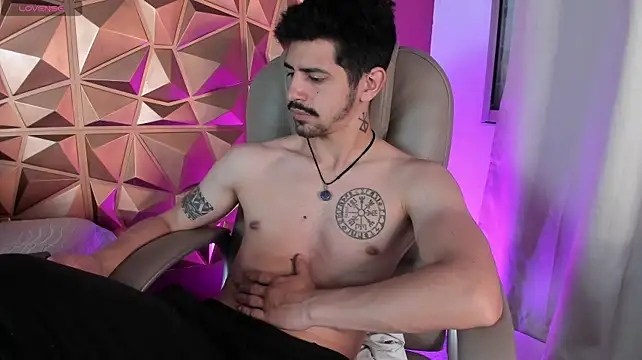 AlejandroStormm stripchat live cam model