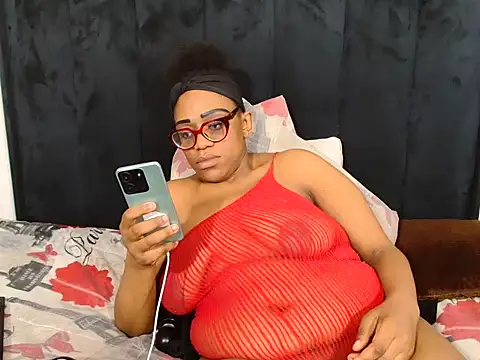 SultryDivax stripchat live cam model