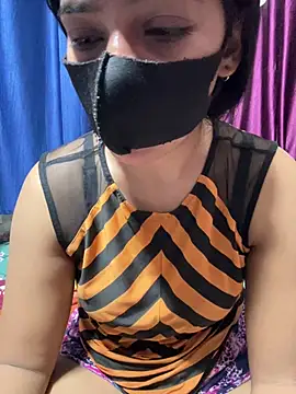 True_Love009 stripchat live cam model