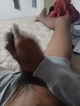 tallneck stripchat live cam model