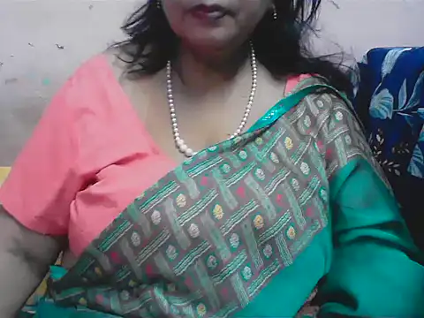 Sweet_ritika143 stripchat live cam model