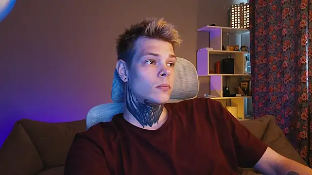 DENIS_HERE stripchat live cam model