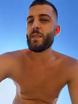 Pablo_Hornyguy95 stripchat live cam model