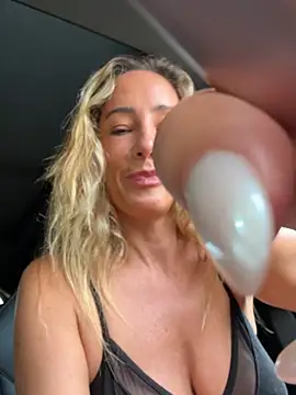 SweetAlegra_ stripchat live cam model