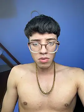 ArthurDaviess21 stripchat live cam model
