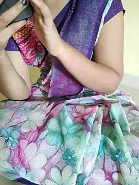 Seema_yadav01 stripchat live cam model