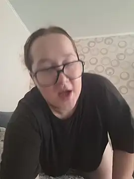FionaDior stripchat live cam model