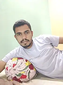 Rohanag123 stripchat live cam model