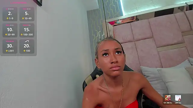 vicky_castillo stripchat live cam model