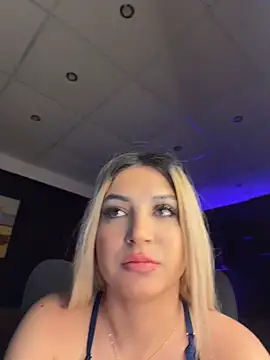 AstridJade stripchat live cam model