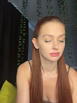 LittleFox___ stripchat live cam model