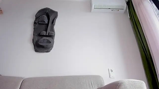 maakimo stripchat live cam model