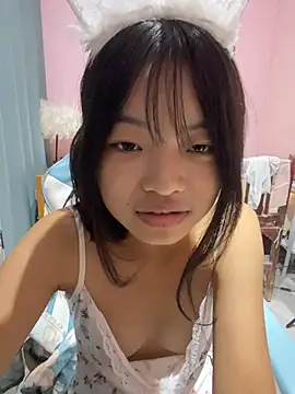 CCoo-2003 stripchat live cam model