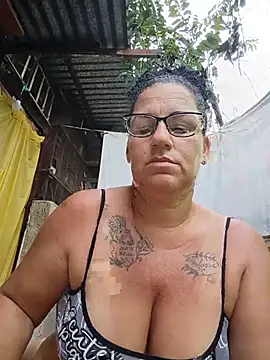 tugordita-hot stripchat live cam model