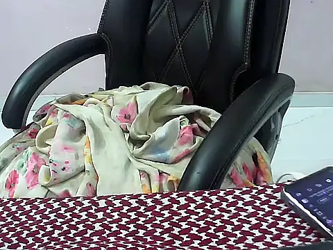 anjali_anjali_143 stripchat live cam model