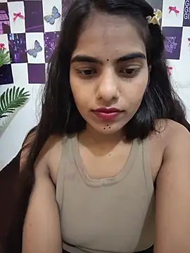 Alisha_Babyy stripchat live cam model