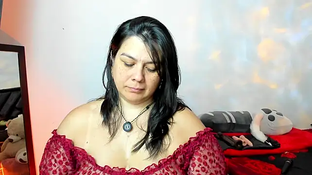 Martina_Foxy01 stripchat live cam model