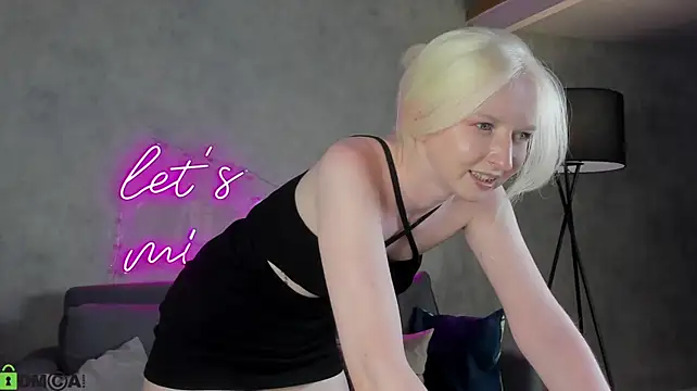 Marin_Blair stripchat live cam model