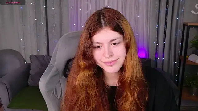 MySteisha stripchat live cam model