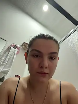 Eva_stark10 stripchat live cam model