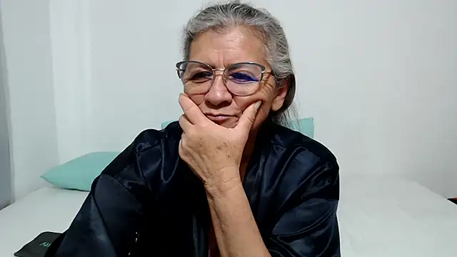 candy_mature_ stripchat live cam model