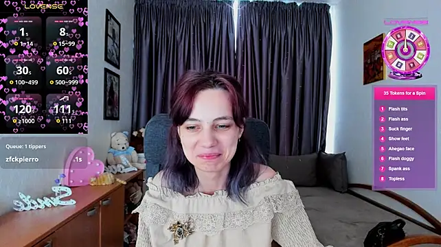 MiniLysii stripchat live cam model