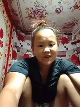 Hanhphuc_x stripchat live cam model