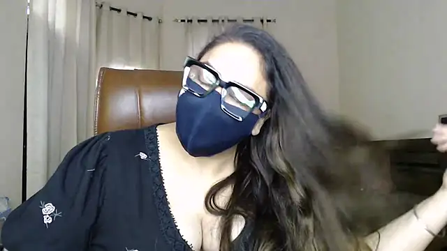 SEXY-Sardarni stripchat live cam model