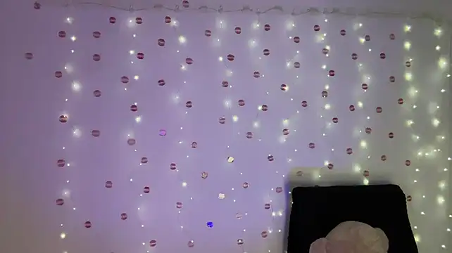 WillaVeile stripchat live cam model