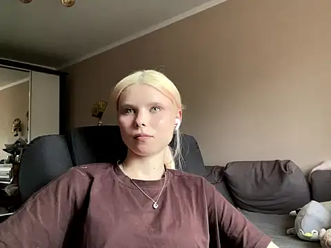 EdwinaDespres stripchat live cam model