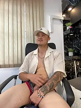 Alexander_ferre stripchat live cam model