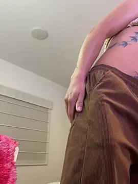 SirDamian stripchat live cam model