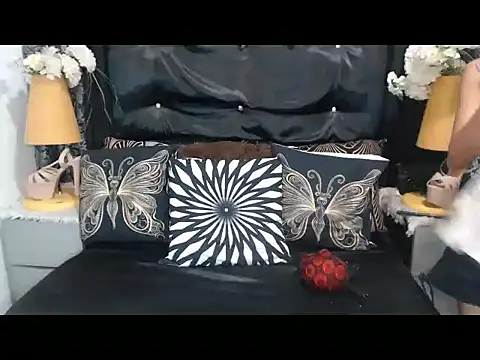 MarinaFoster stripchat live cam model