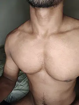 kevin_yours stripchat live cam model