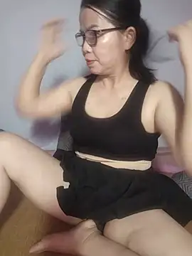 bdbdzs1 stripchat live cam model