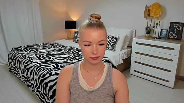 shy__lady stripchat live cam model