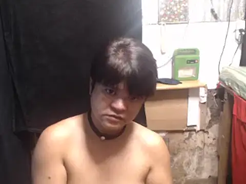 HOTDREAMER4U stripchat live cam model