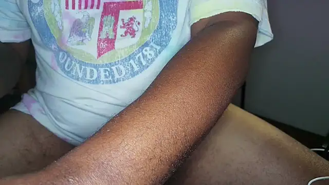 BlackCardBull stripchat live cam model