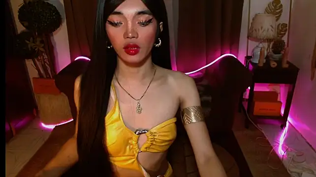 sweet_kyla02 stripchat live cam model