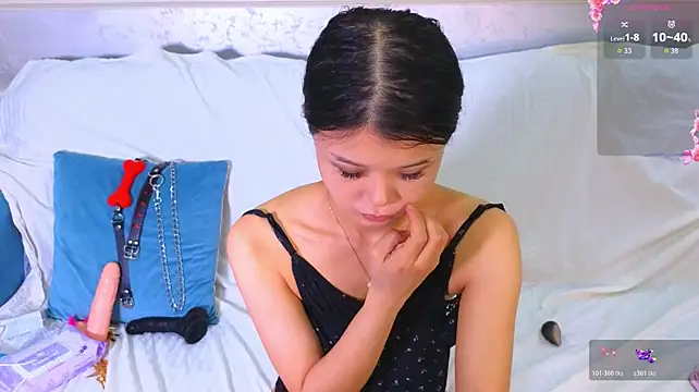 Tina_Kim_ stripchat live cam model