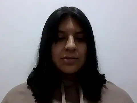 Kate-Pauhl stripchat live cam model