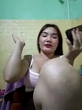 Voiva11 stripchat live cam model