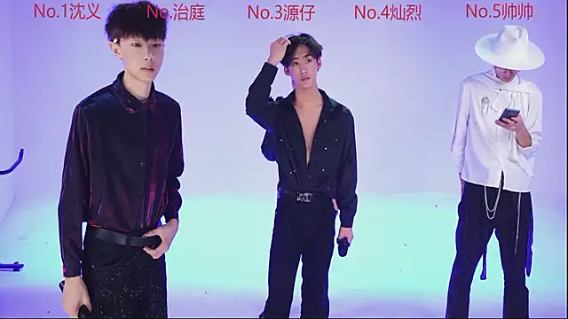 Exo-cbo stripchat live cam model