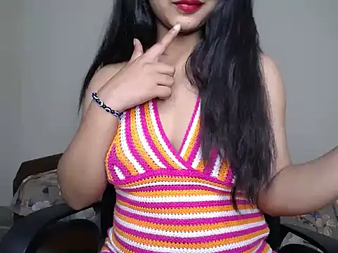 HimalyanDoll stripchat live cam model