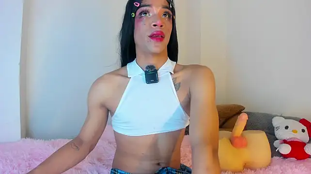 Samantha_Blaze1 stripchat live cam model