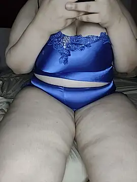 mayosh8 stripchat live cam model