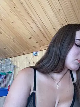 mewKate stripchat live cam model